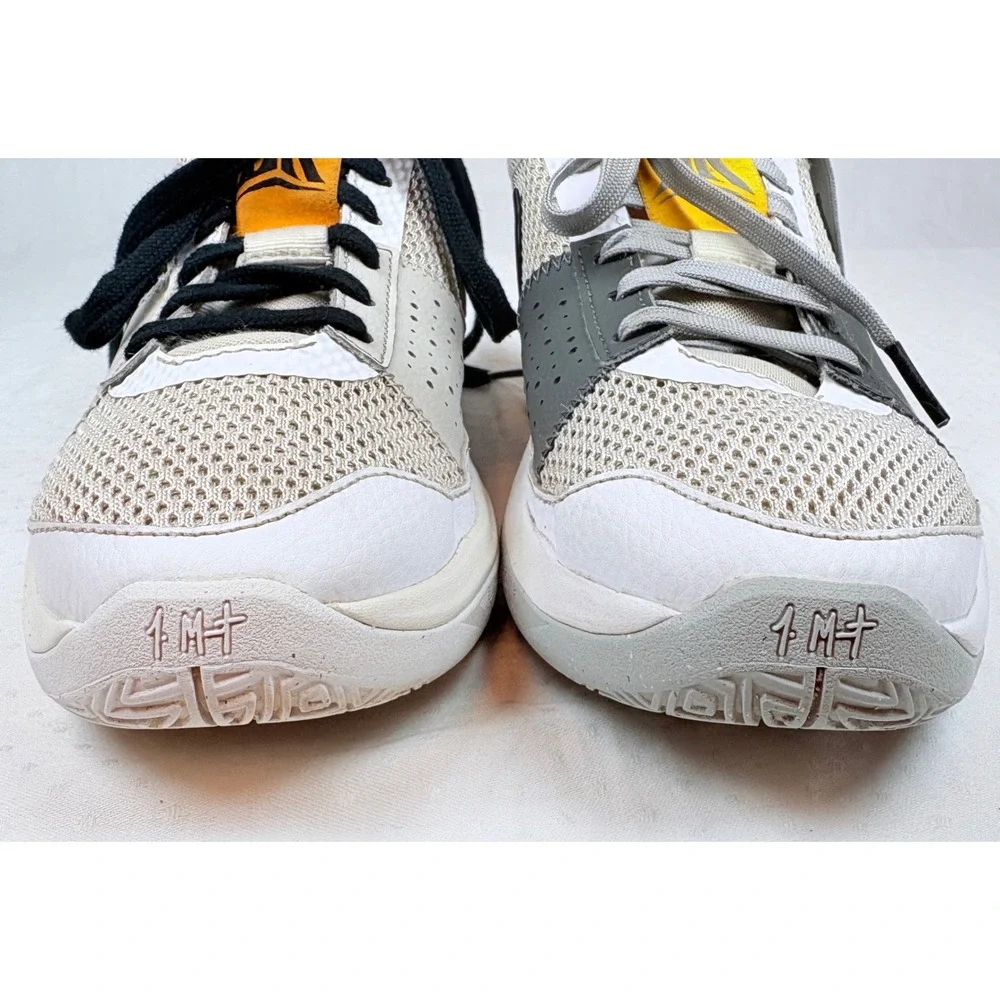 Nike ja mismatched